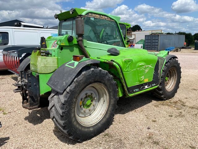 E-FARM: Merlo p32.6 plus - Chargeur télescopique  - id 9B6KI9A - 24 800 € - Année: 2003 - Lecture du nombre d'heure: 8 995,France