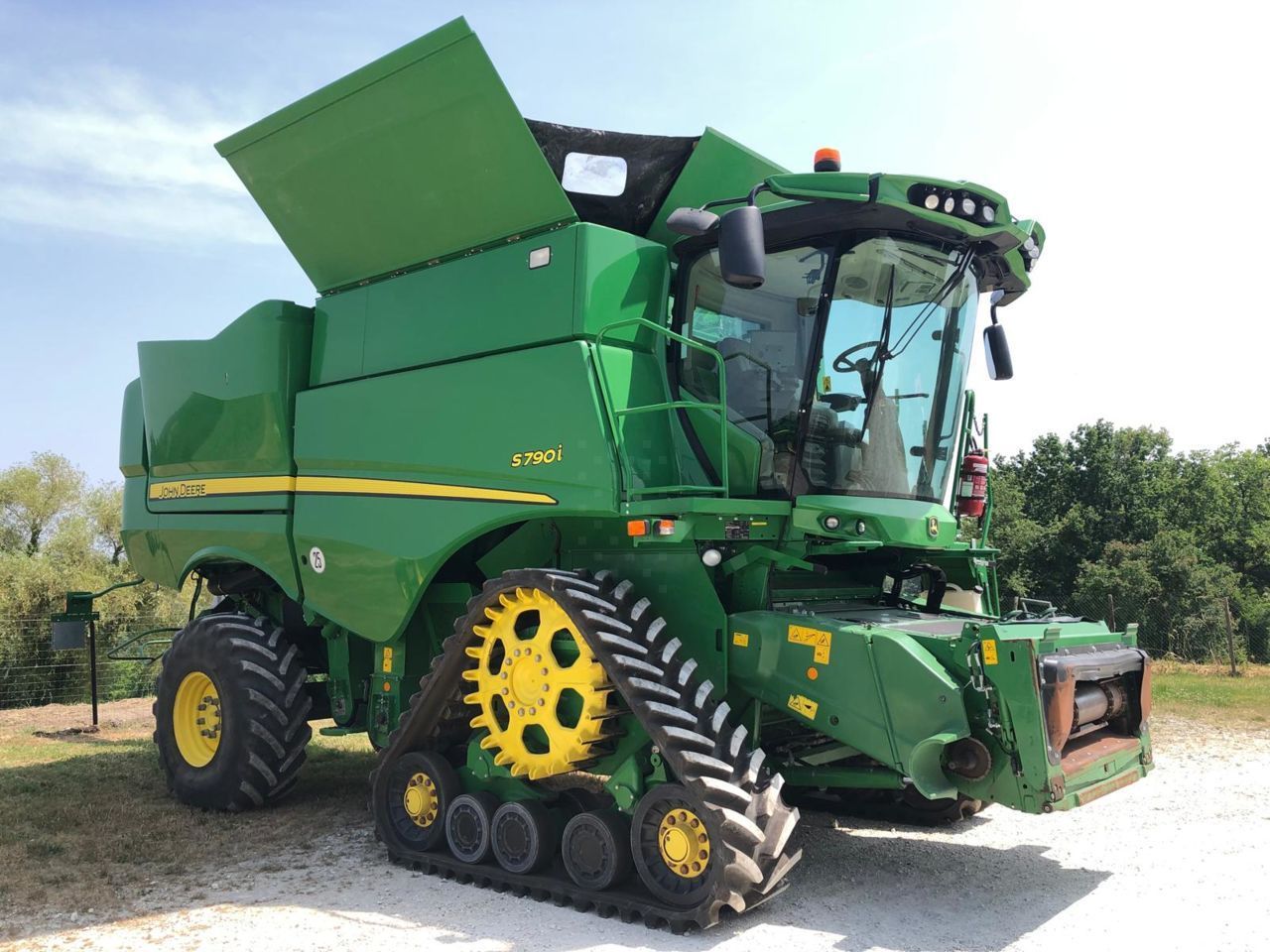 John Deere S 790 Moissonneuse-batteuse 235 000 €
