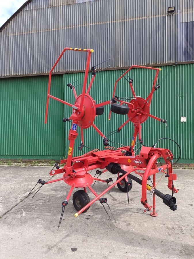 E-FARM: Kuhn GF 502 - Kreiselheuer - id IBWGLLZ - 5.800 € - Baujahr: 2022 - Deutschland