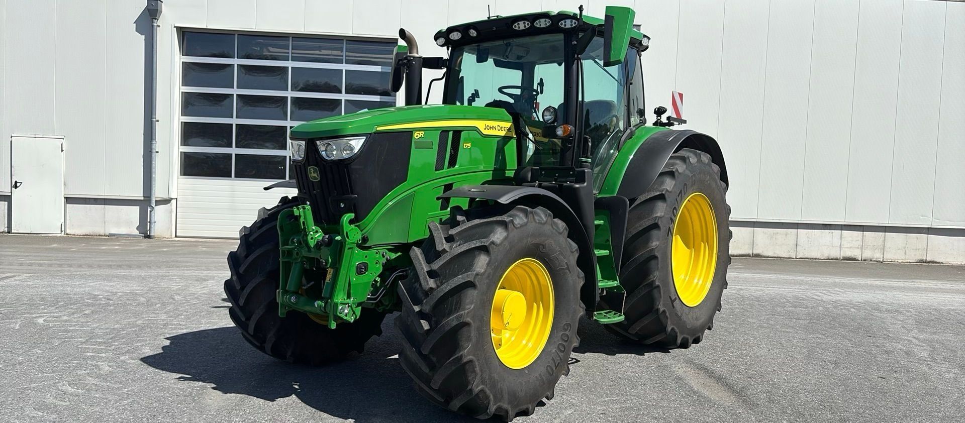 John Deere 6R 175 Tractor €146,500