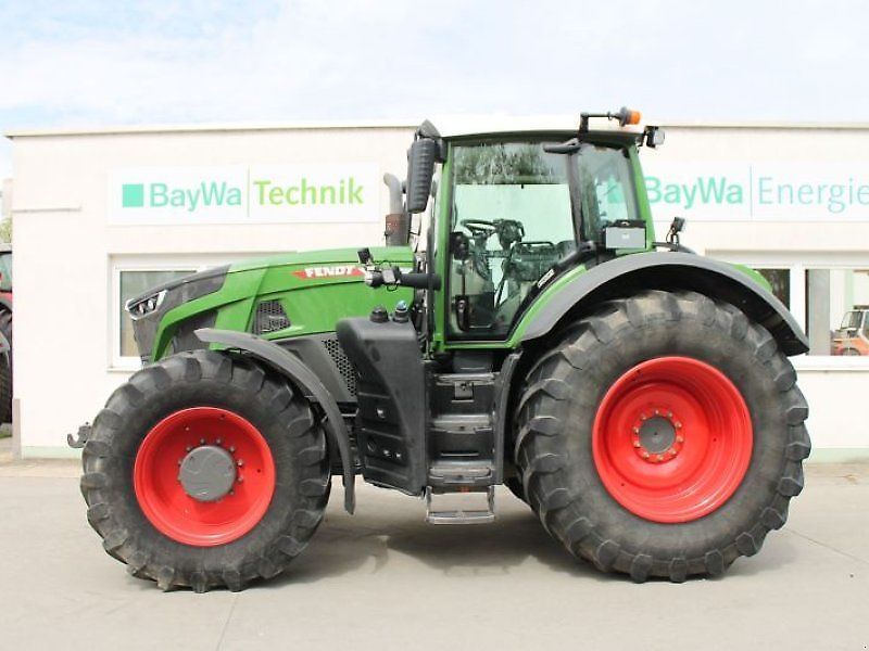 E-FARM: Fendt 942 Vario Profi - Traktor - id FIVQQUH - 165.000 € - Baujahr: 2020 - Abgelesene Motorstunden: 5.095,Motorleistung (PS): 420,Deutschland