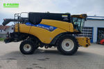 New Holland CR 8.90 SCR combine €195,000