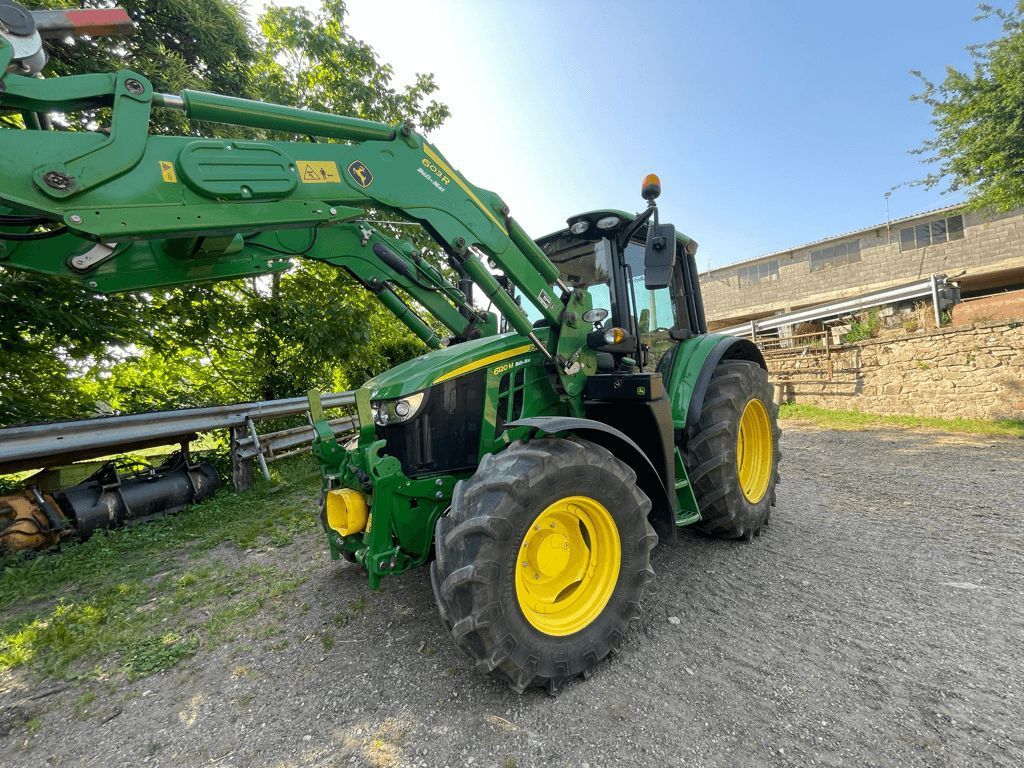 E-FARM: John Deere 6120 M - Tractor - id 1DD8KMM - €85,000 - Year of construction: 2021 - Engine hours: 2,700,Engine power (HP): 120,France