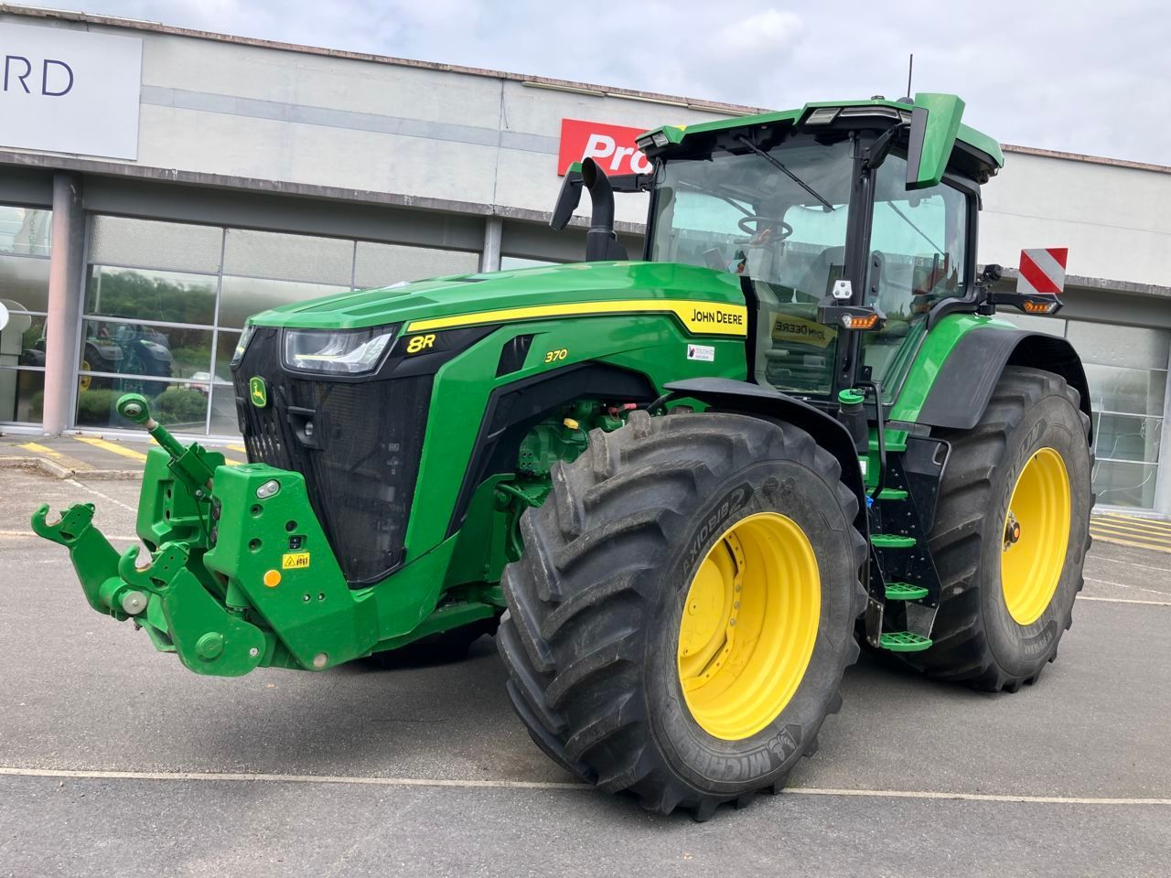 John Deere 8R 370 Tractor