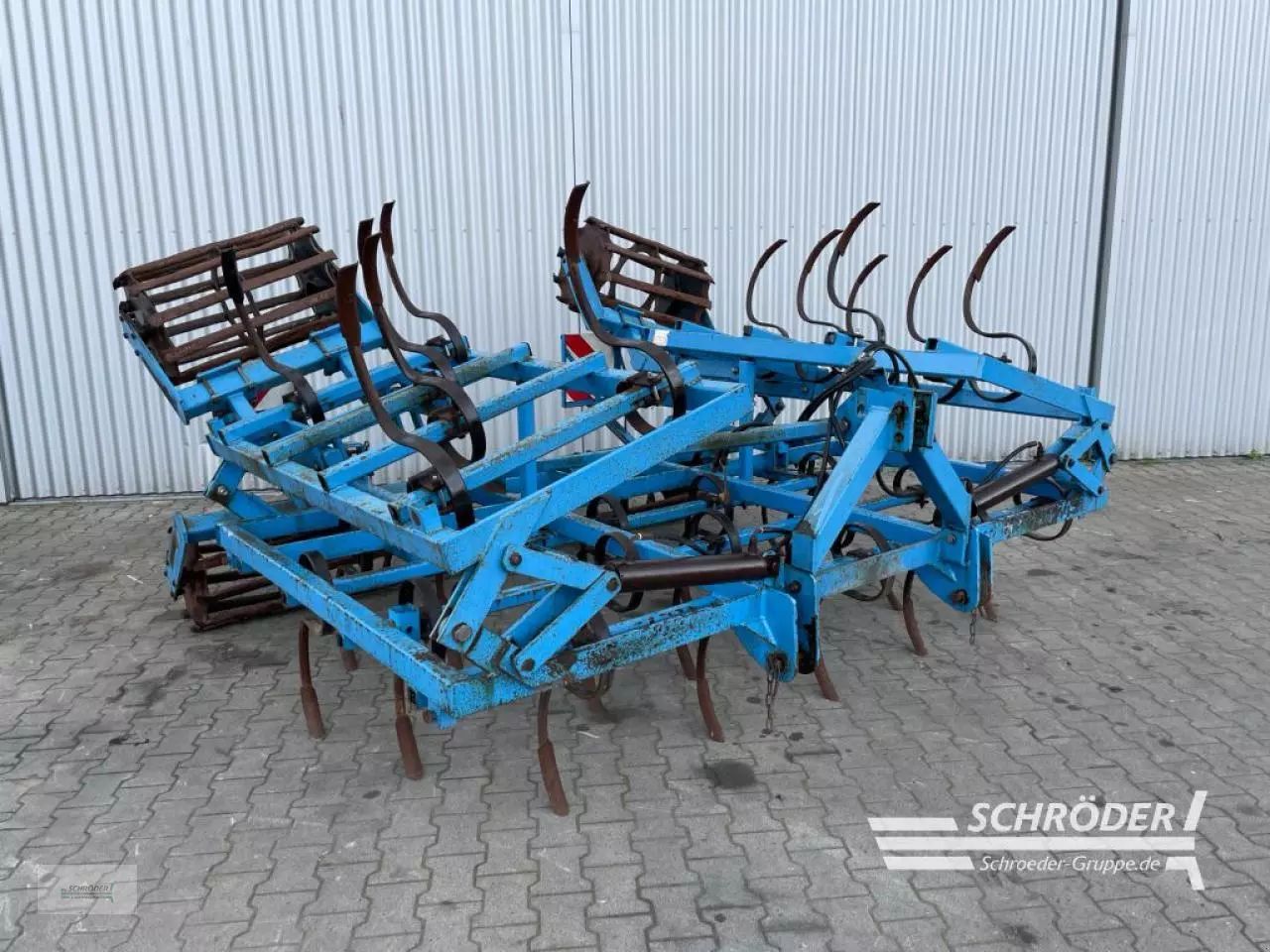 E-FARM: Fricke großfederzinkengrubber 5,00 m - Grubber - id W44UFFT - 3.385 € - Deutschland