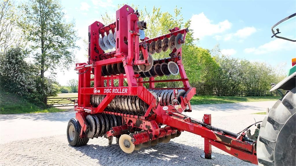 HE-VA 6.3m disc roller Prasy i wały 8650 €