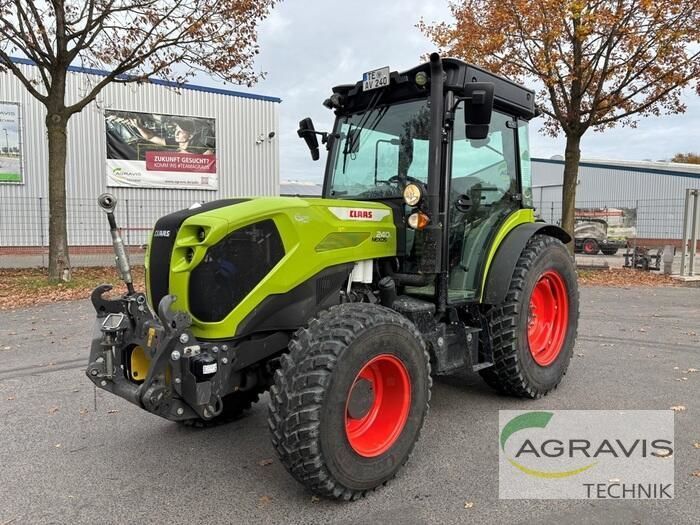 Claas Nexos 240 L Tractor €67,500