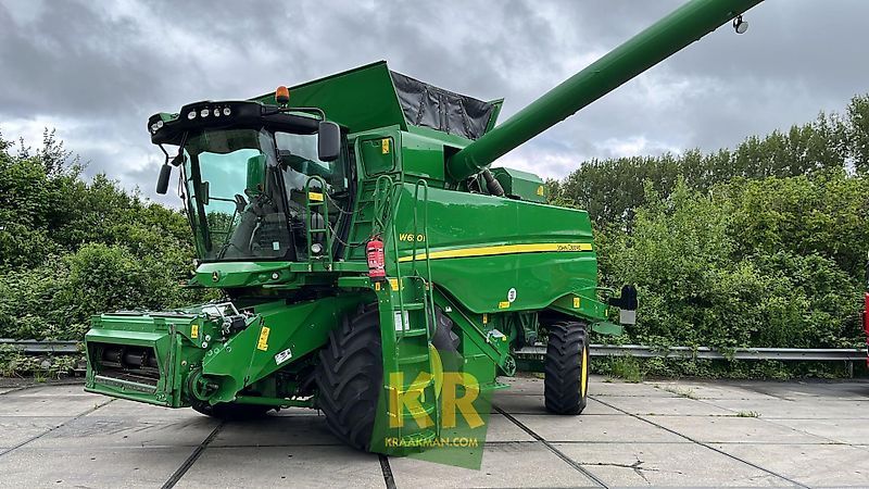 E-FARM: John Deere W 650 - Combine harvester - id 9UDLCUN - €120,000 - Year of construction: 2017 - Engine hours: 2,403,Engine power (HP): 343,Netherlands