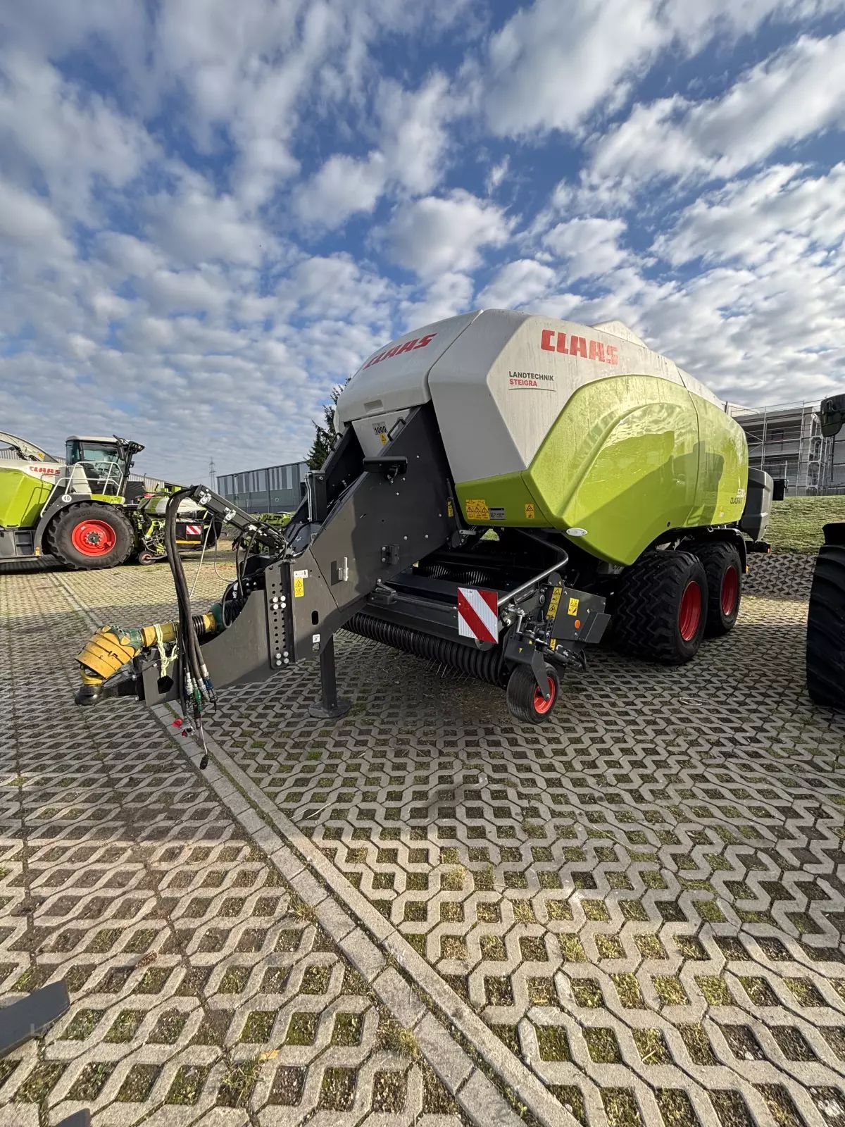 Claas Quadrant 5300 Evolution FC Tandem Baler €140,000