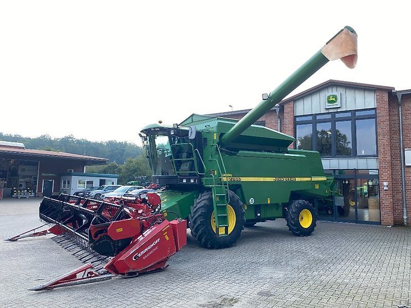 E-FARM: John Deere 2266 - Combine harvester - id Y9P4DHC - €42,500 - Year of construction: 1997 - Engine hours: 4,325,Engine power (HP): 299,Germany