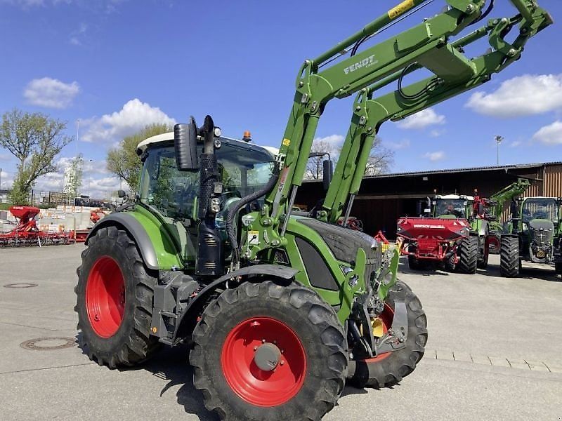 Fendt 516 Vario Profi Plus Tractor €123,000
