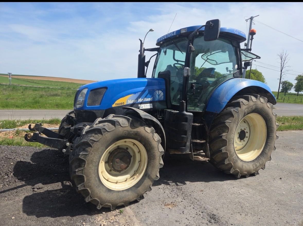 New Holland T 6080 Tractor €42,500