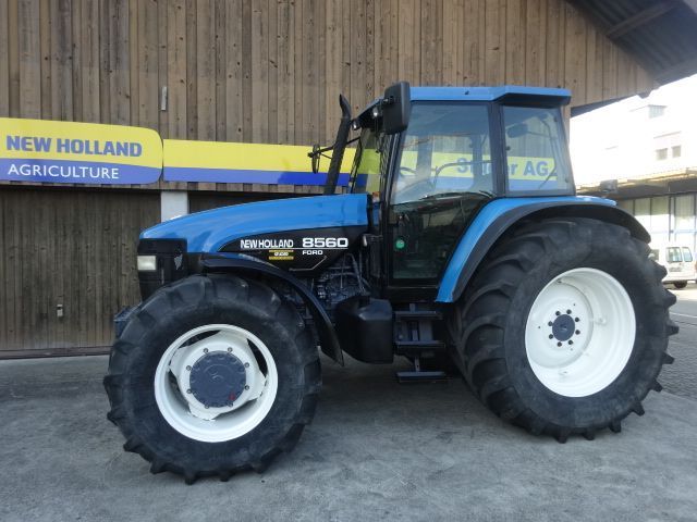 E-FARM: New Holland M 160/8560 - Tracteur - id VMGIPXI - 39 306 € - Année: 1999 - Lecture du nombre d'heure: 9 070,Puissance du moteur (chevaux): 161,Suisse