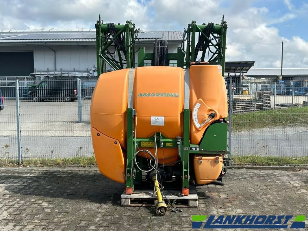 E-FARM: Amazone uf 1201 - Sprayer - id 69H17LW - €14,950 - Year of construction: 2007 - Germany