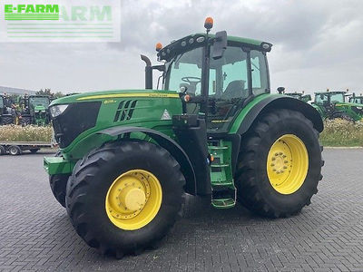 E-FARM: John Deere 6215 R - Τρακτέρ - id W8LEFVM - 115.207 € - Χρονία: 2020 - Μετρητής ωρών: 3.650,Ισχύς κινητήρα: 214,Ηνωμένο Βασίλειο