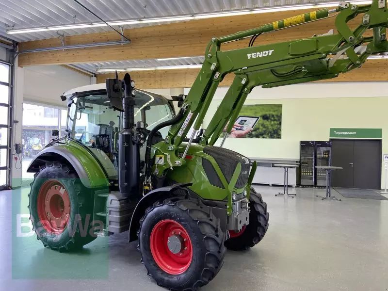 E-FARM: Fendt 311 Vario Power - Tractor - id KXGABGE - €93,000 - Year of construction: 2023 - Engine hours: 894,Engine power (HP): 110,Germany