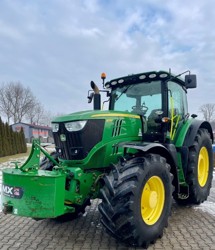 John Deere 6215 R Traktor 87.528 €