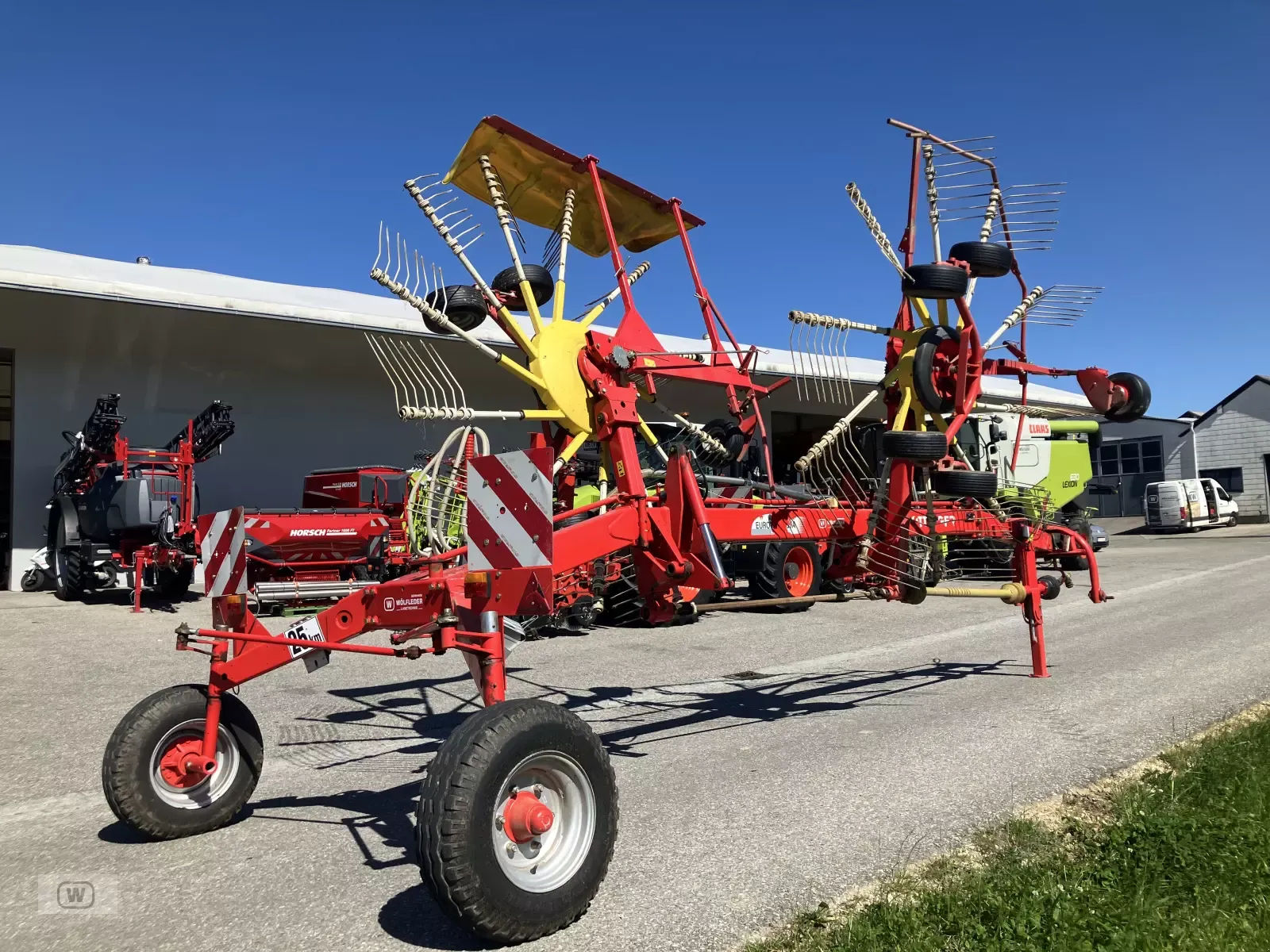 E-FARM: pöttinger eurotop 651 a multitast - Schwader - id XMFL1Z6 - 13.186 € - Baujahr: 2014 - Österreich