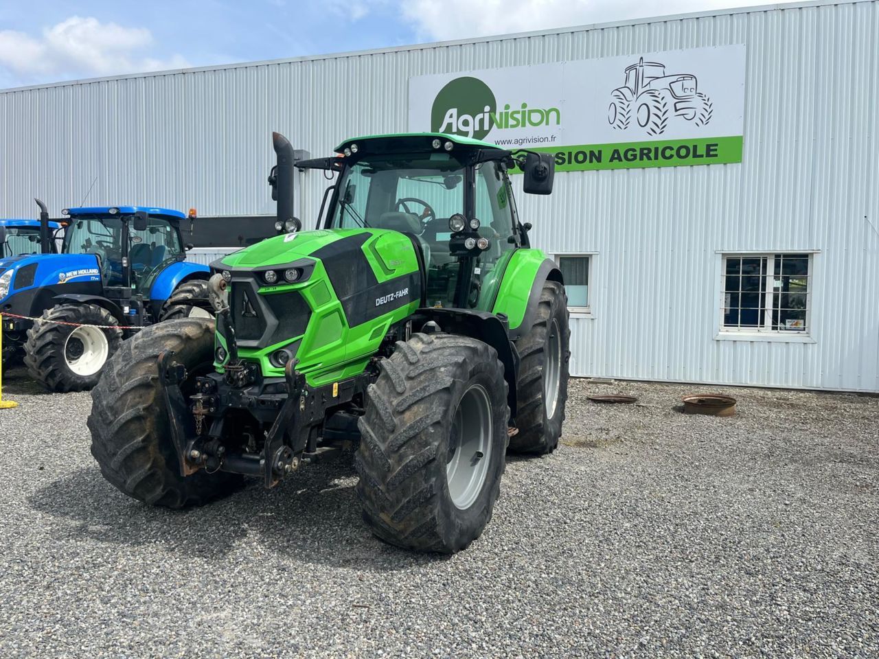 E-FARM: Deutz-Fahr 6155 TTV - Tractor - id B7EX5TP - €57,000 - Year of construction: 2018 - Engine hours: 4,500,France