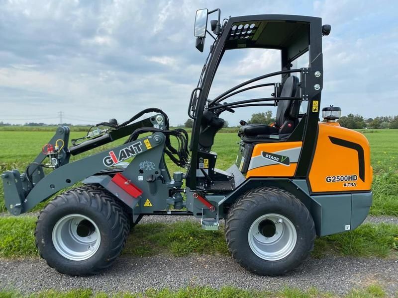 E-FARM: Giant g2500 x-tra hd neu - Radlader - id PAKS1DU - 37.900 € - Baujahr: 2023 - Abgelesene Motorstunden: 2,Motorleistung (PS): 26,Deutschland