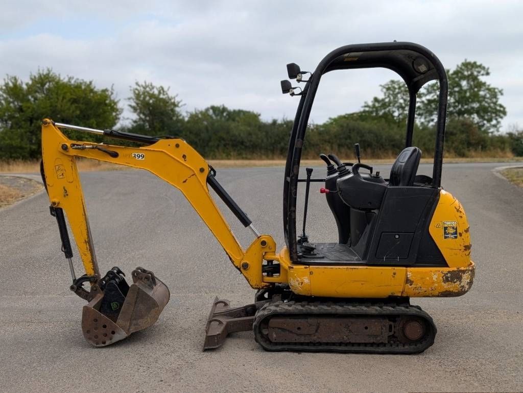 E-FARM: JCB 8014 - Mini excavator - id 7QBZDTL - €14,000 - Year of construction: 2017 - France