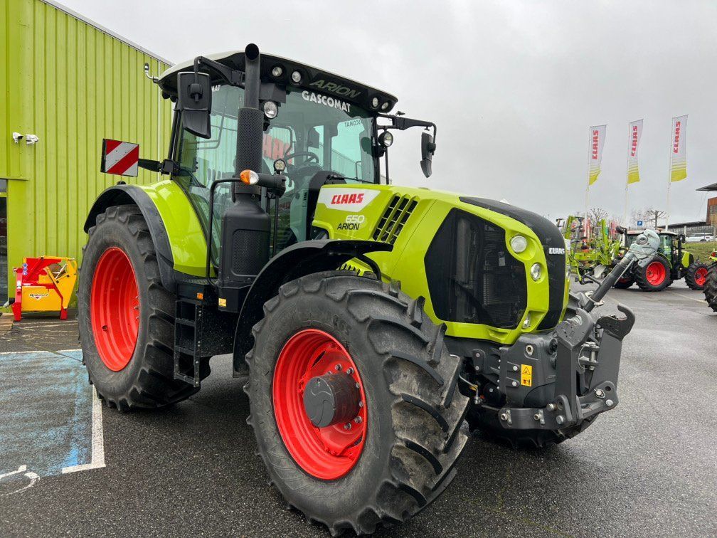 E-FARM: Claas Arion 650 - Trattore - id TE3KBUM - 108.000 € - Anno di costruzione: 2022 - Ore: 905,Potenza del motore: 185,Francia
