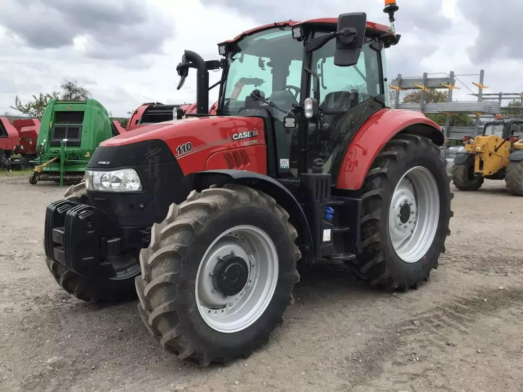 E-FARM: Case IH Luxxum 110 - Traktor - id XFZNQYJ - 76.900 € - Baujahr: 2022 - Abgelesene Motorstunden: 10,Motorleistung (PS): 110,Frankreich