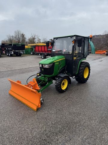 John Deere 3025 E Tractor €31,900