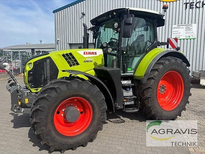 Claas Arion 660 CMATIC Trattore 143.000 €