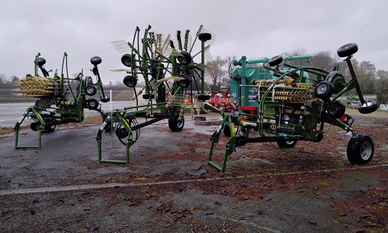 Krone Swadro TC 760 Tedder