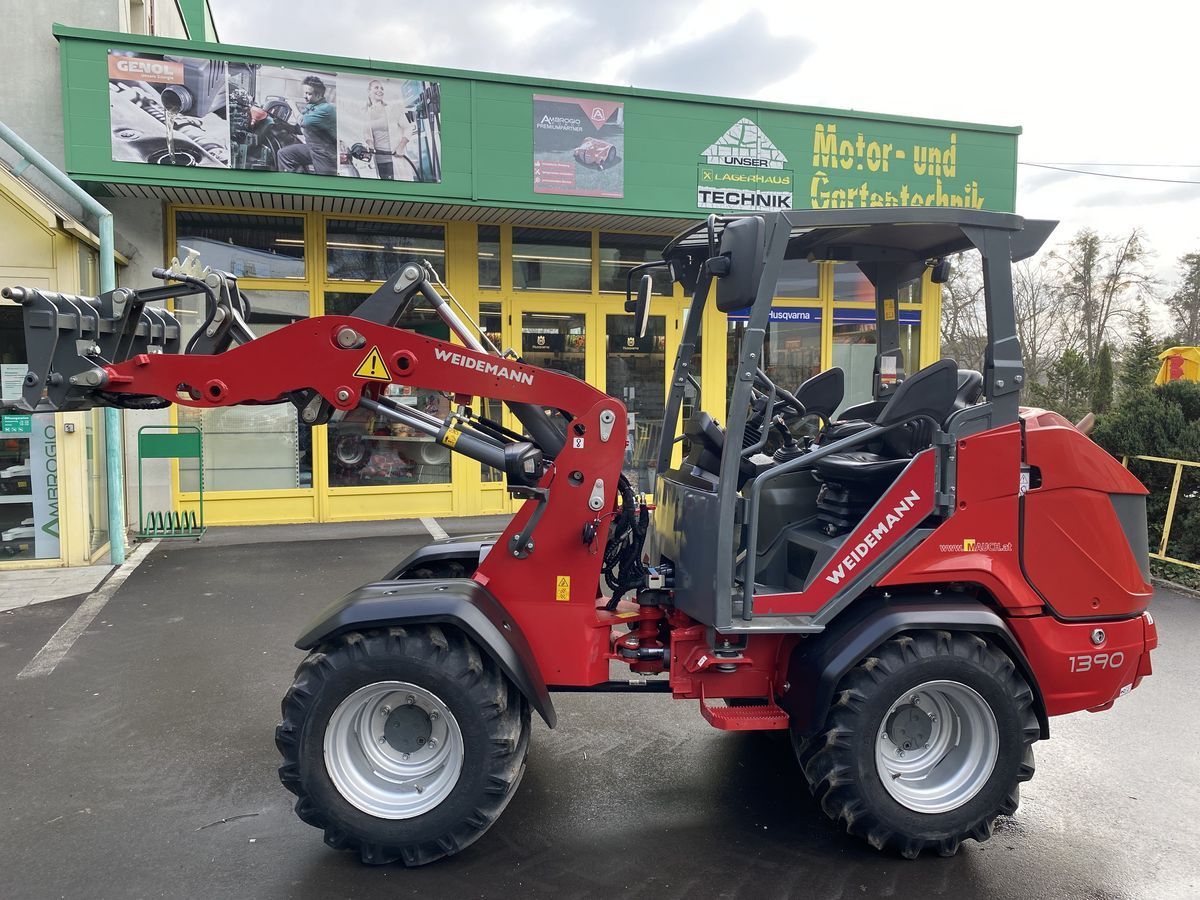 Weidemann 1390 Pala gommata 44.167 €