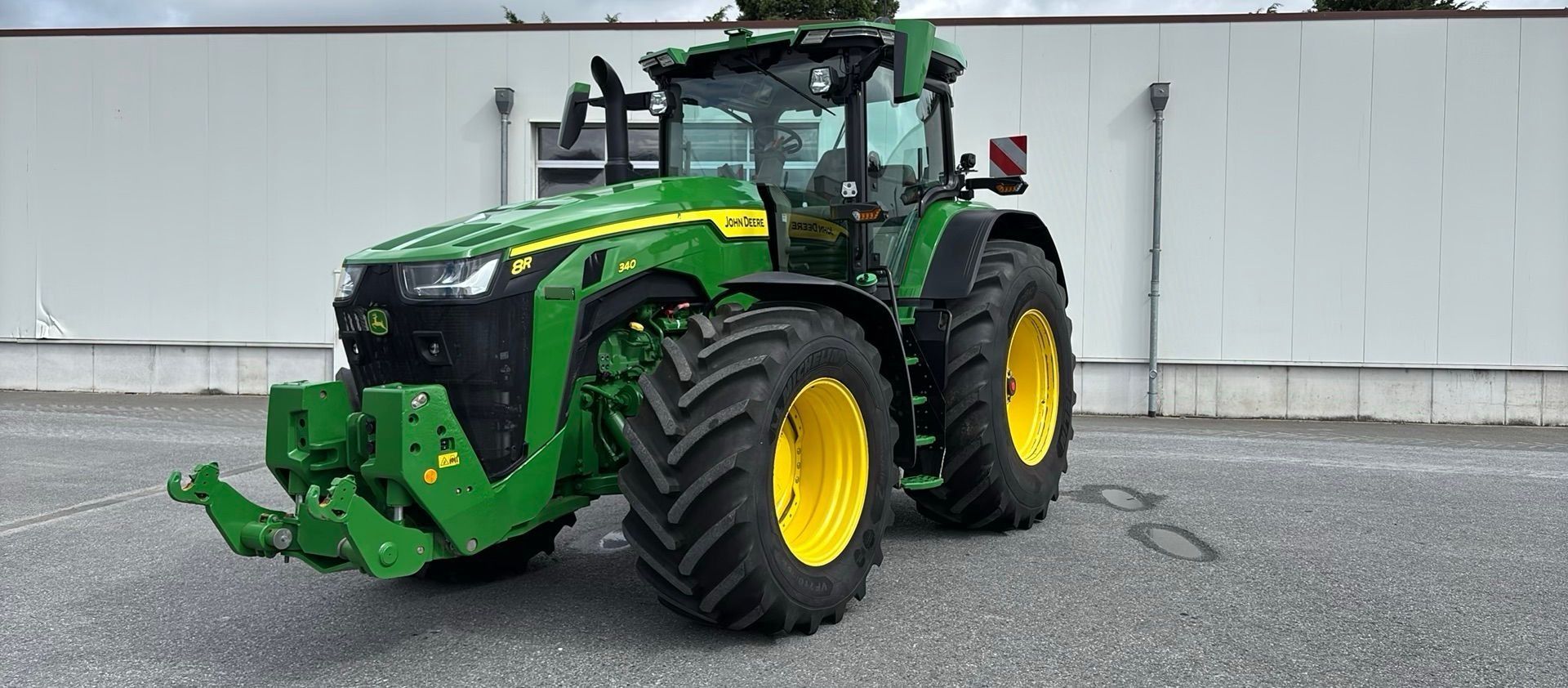 John Deere 8R 340 Tractor €226,000