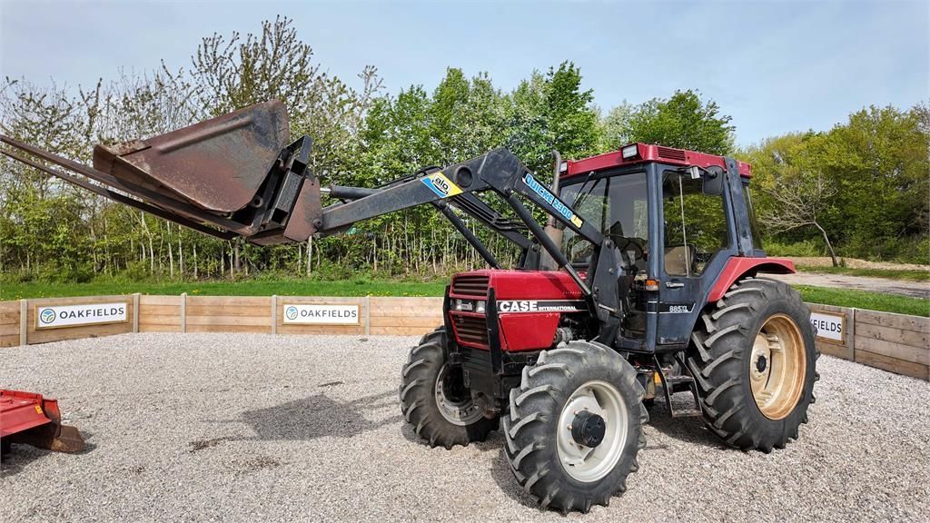 Case IH 885 XL Traktor 18 985 €