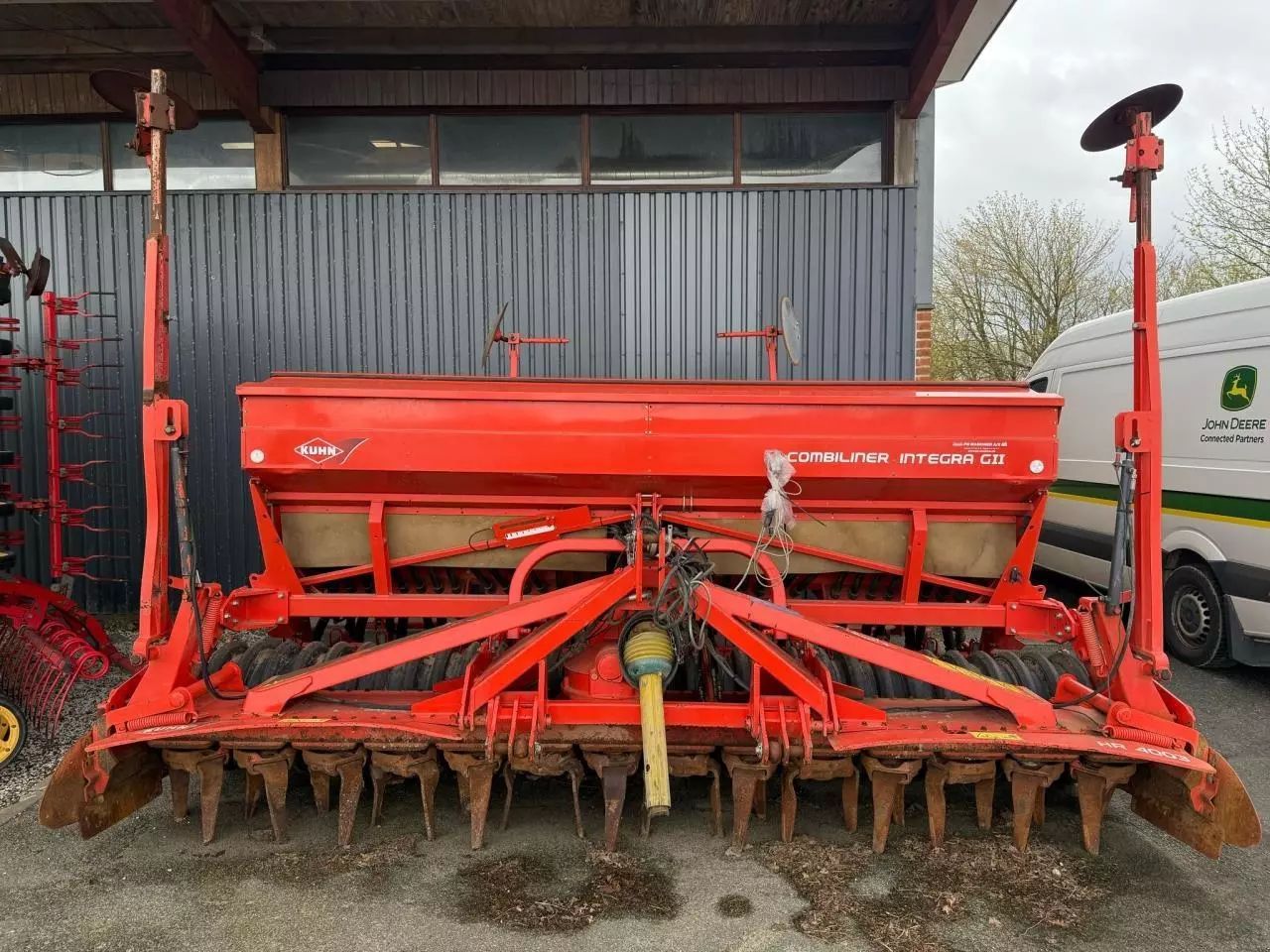 E-FARM: Kuhn combiliner 4m - Vetőgép kombináció - id FQCPUEL - 13 271 EUR - Gyártási év: 2008 - Dánia