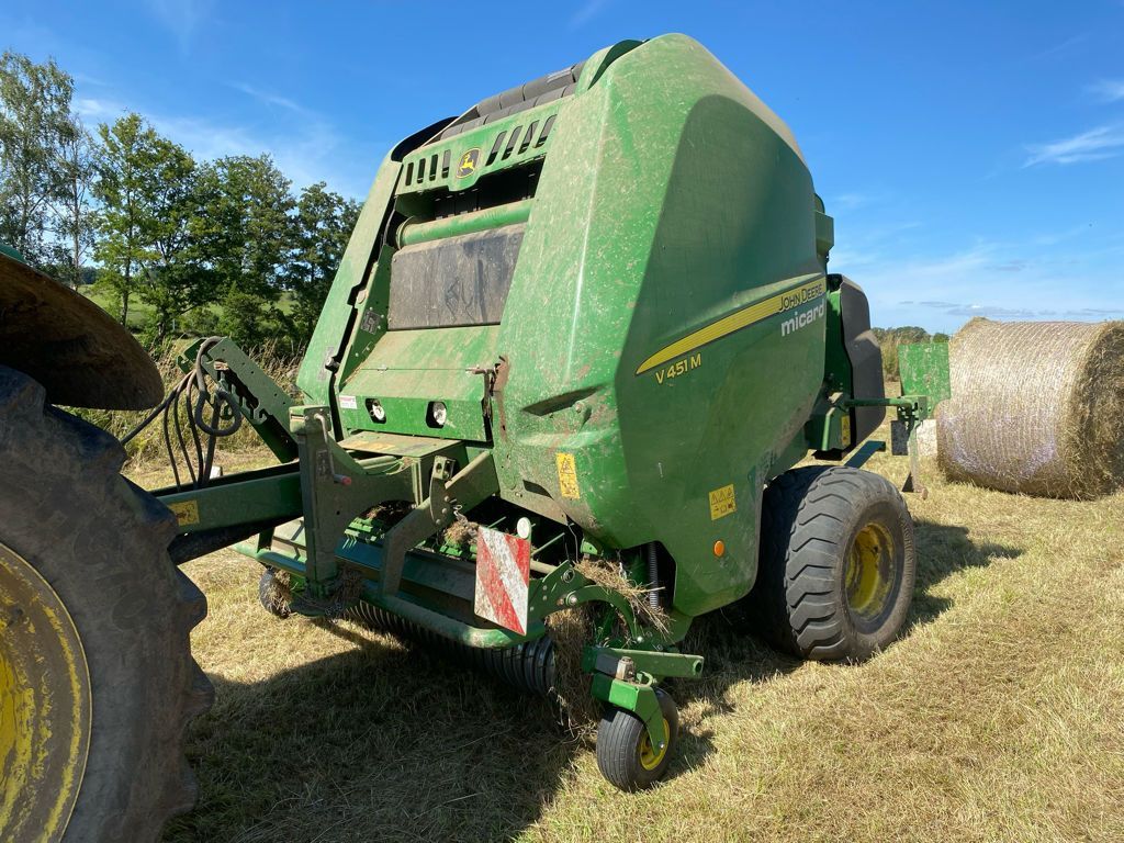 John Deere V451M Baler €22,500