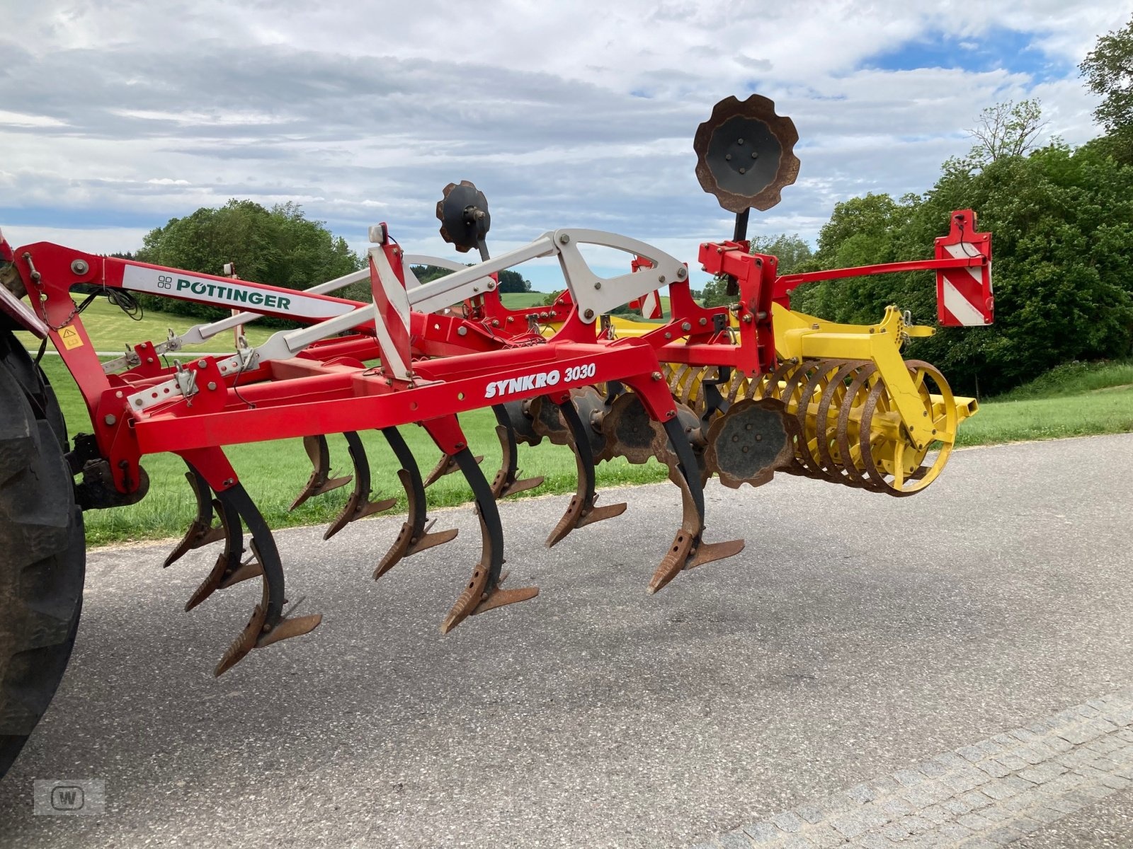 Pöttinger Synkro 3030 cultivator €9,646