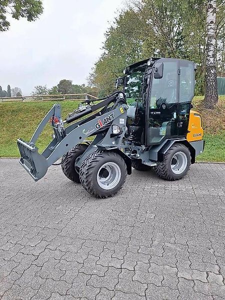 E-FARM: Giant g2300 hd - Ładowarka kołowa - id MUBLVXB - 39 900 € - Rok produkcji: 2023 - Motogodziny: 111,Moc silnika: 26,Niemcy