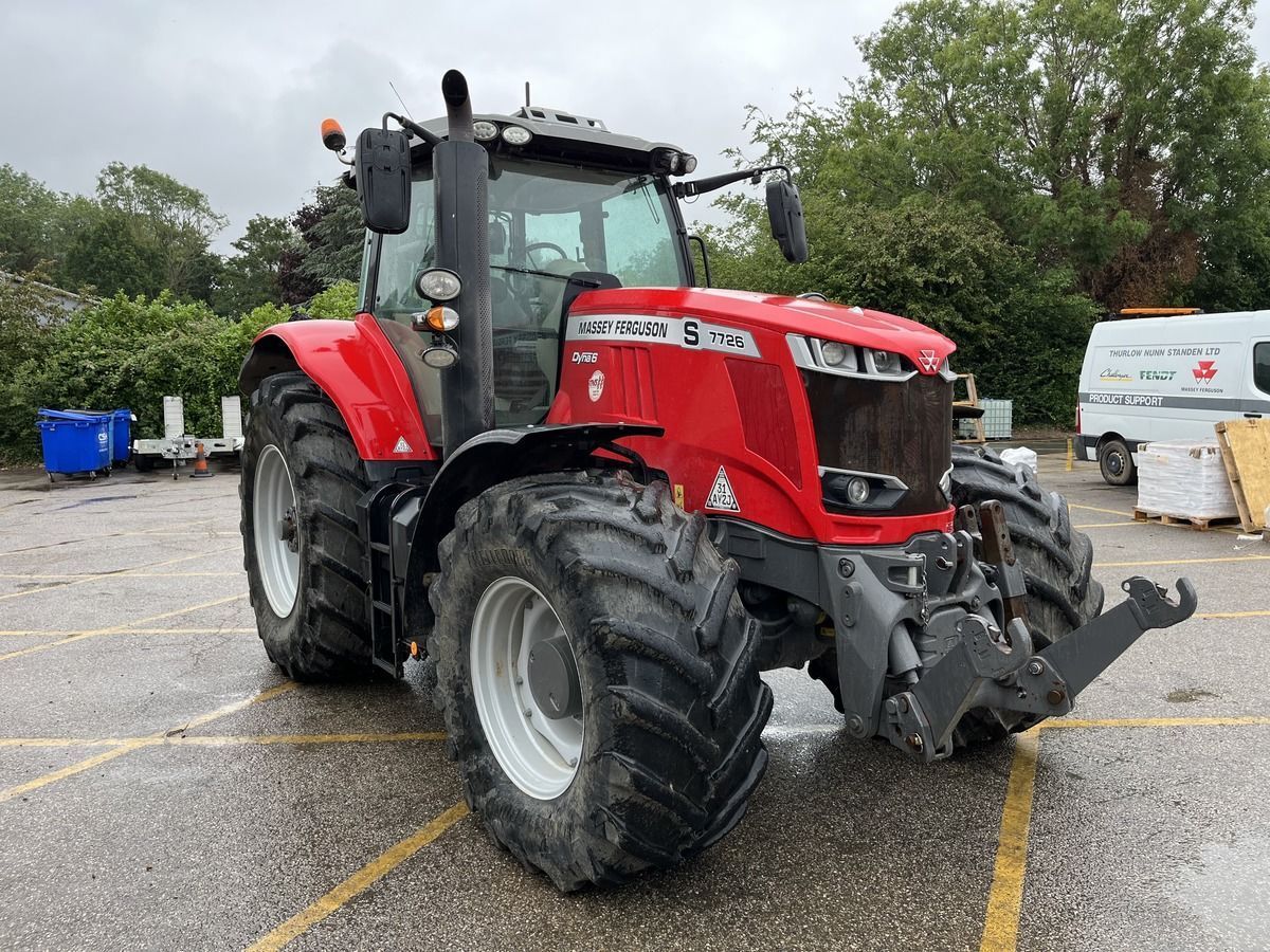 E-FARM: Massey Ferguson 7726S - Tractor - id VA7YRJN - €89,421 - Year of construction: 2020 - Engine hours: 2,499,United Kingdom