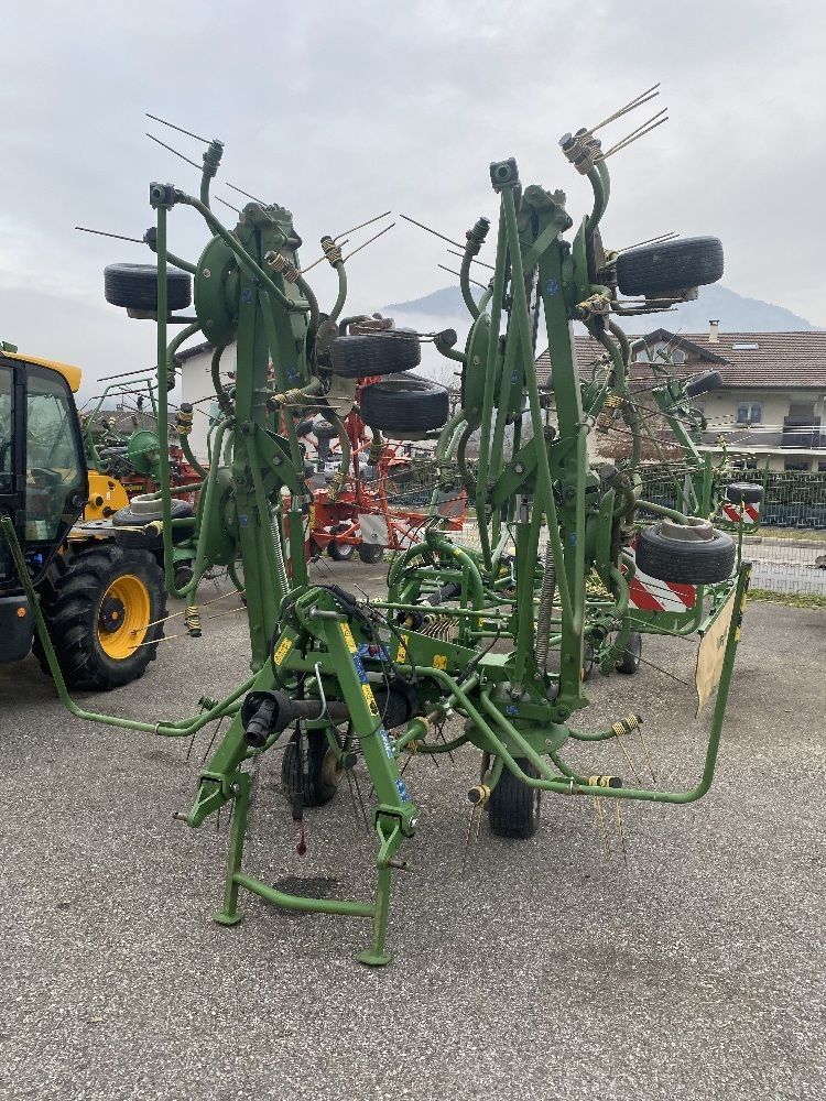 Krone KW 8.82/8 Tedder €11,900