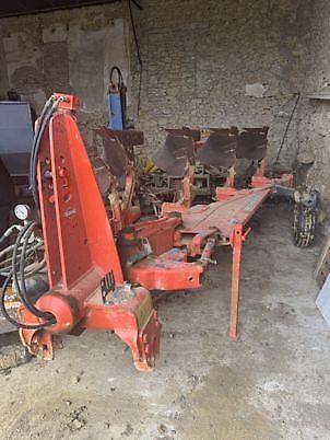 E-FARM: Kuhn varimaster 123 - Charrue - id UUA4RBU - 12 000 € - Année: 2013 - France