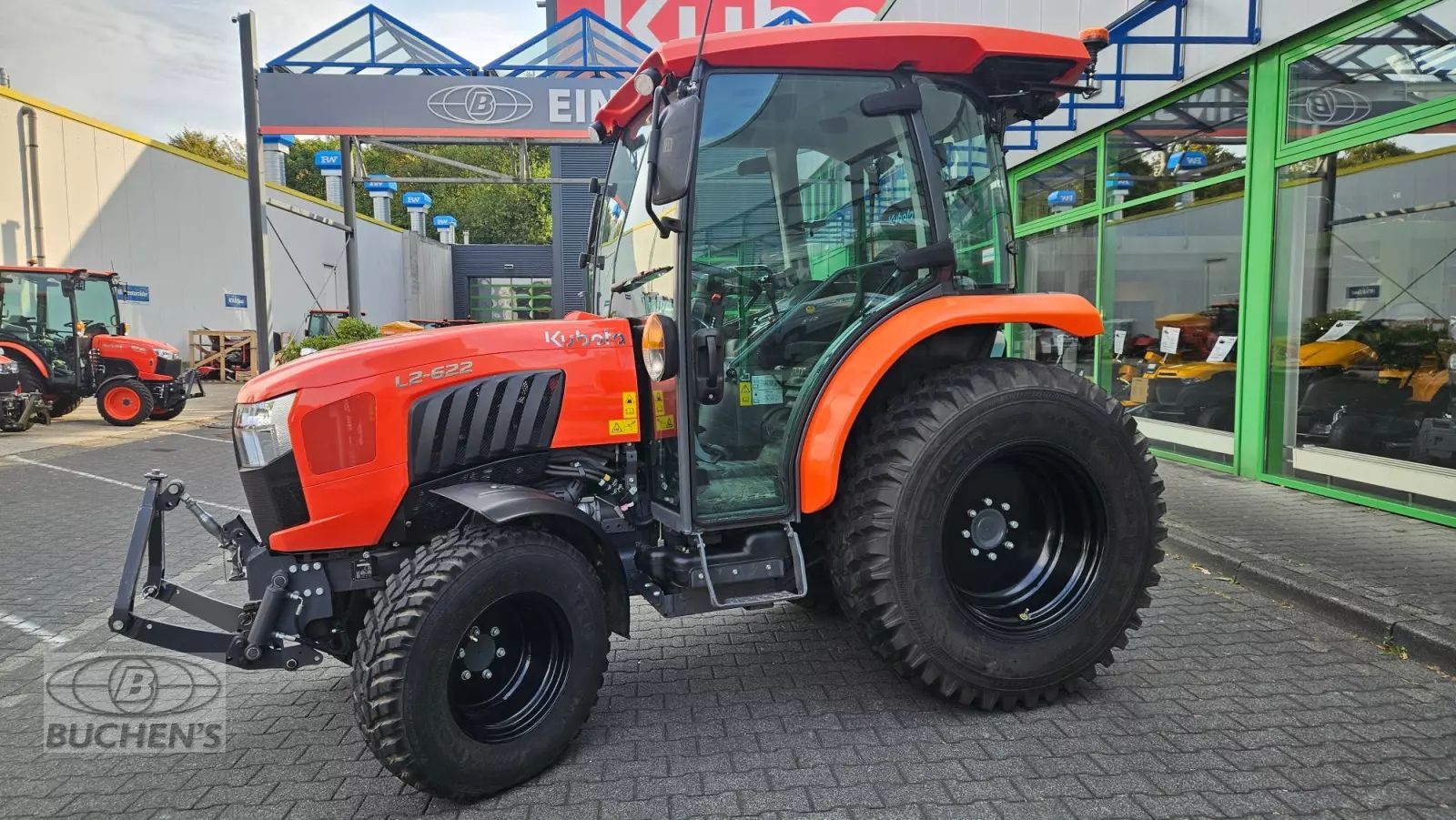 Kubota L2-622 Tractor