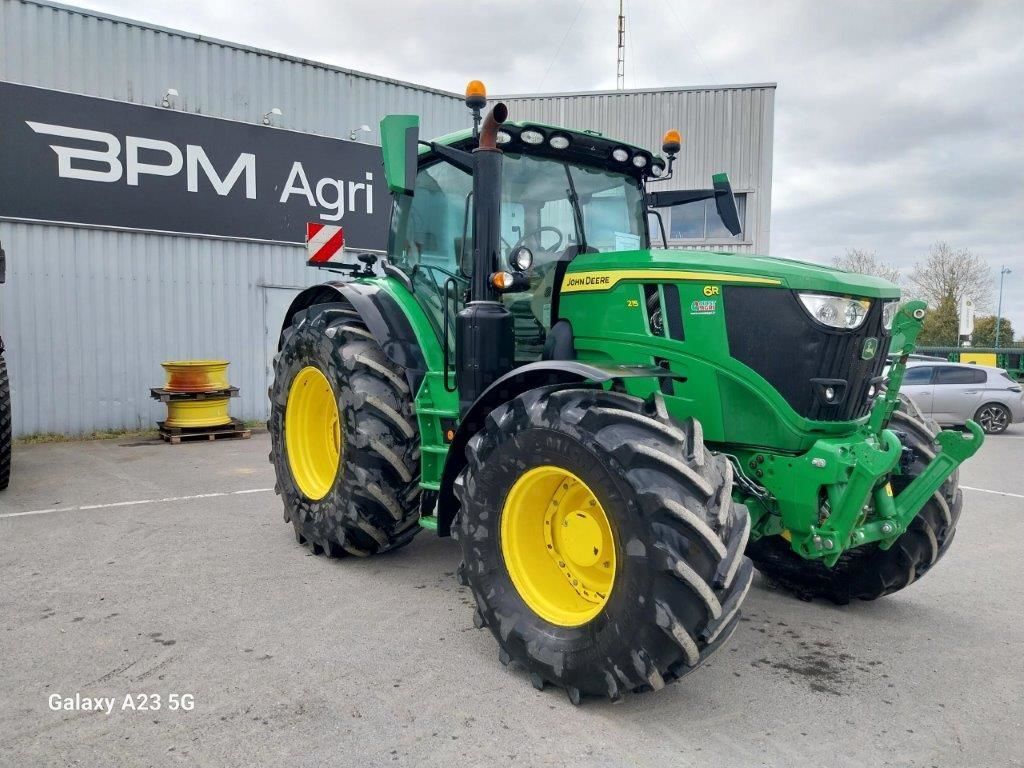John Deere 6R 215 Traktor 165.000 €