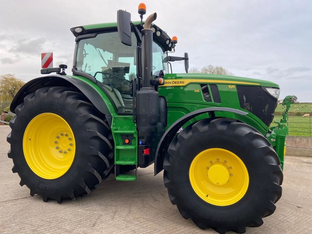 John Deere 6R 215 Tractor