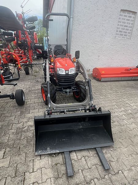 E-FARM: Kubota b1241 d-ec - Tractor - id ZGELRRG - €16,723 - Year of construction: 2024 - Engine hours: 5,Engine power (HP): 24,Germany