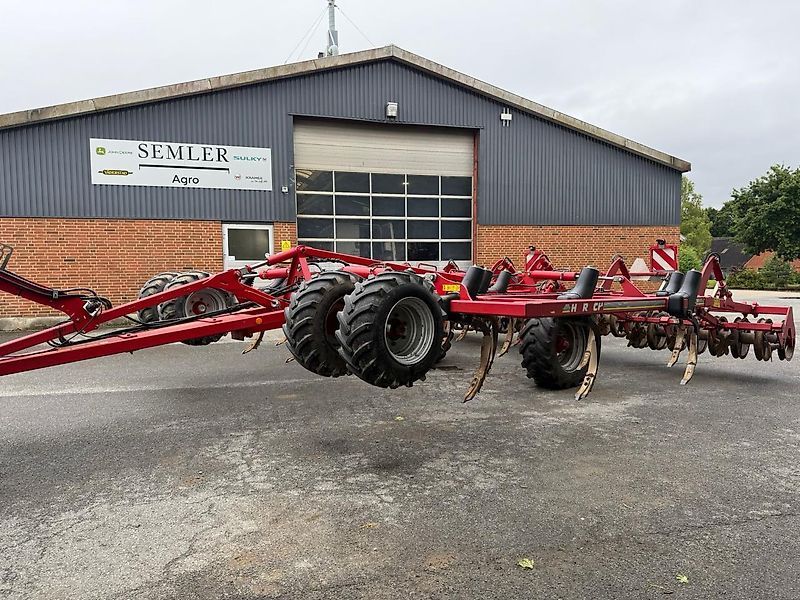 E-FARM: HORSCH Terrano 6 FM - Kultivátor - id RE1B6UA - 28 806 € - Rok výroby: 2013 - Dánsko
