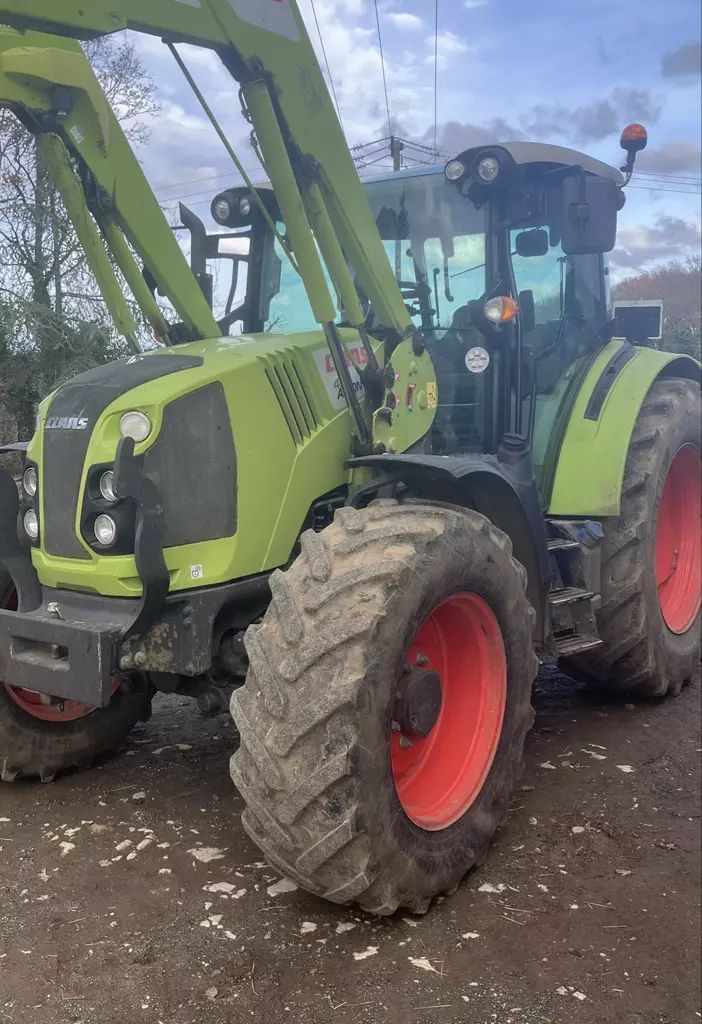 Claas Arion 430 Tractor €65,000
