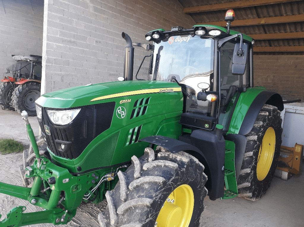 E-FARM: John Deere 6155 M - Traktor - id ESVI2DI - 115.000 € - Baujahr: 2023 - Abgelesene Motorstunden: 400,Motorleistung (PS): 155,Frankreich
