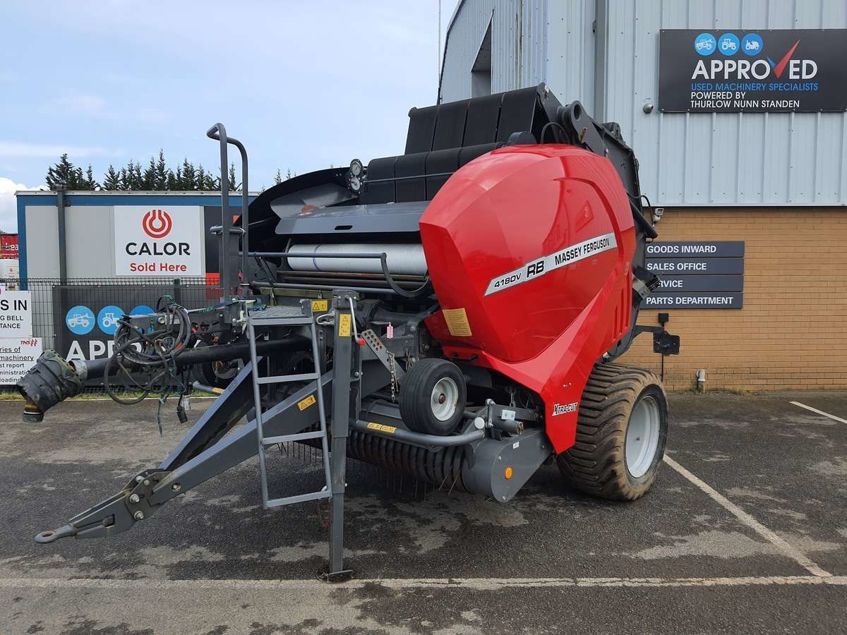 E-FARM: Massey Ferguson RB 4180V Xtra - Ballepresser - id MPPQBNS - 20.266 € - Produktionsår: 2019 - Storbritanien