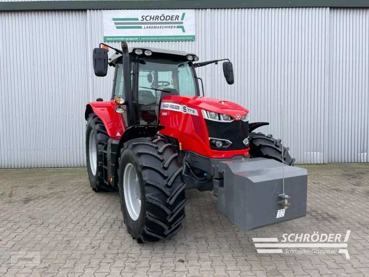 E-FARM: Massey Ferguson 7718S Efficient - Tracteur - id AUSWQ15 - 81 885 € - Année: 2020 - Lecture du nombre d'heure: 1 687,Puissance du moteur (chevaux): 180,Allemagne