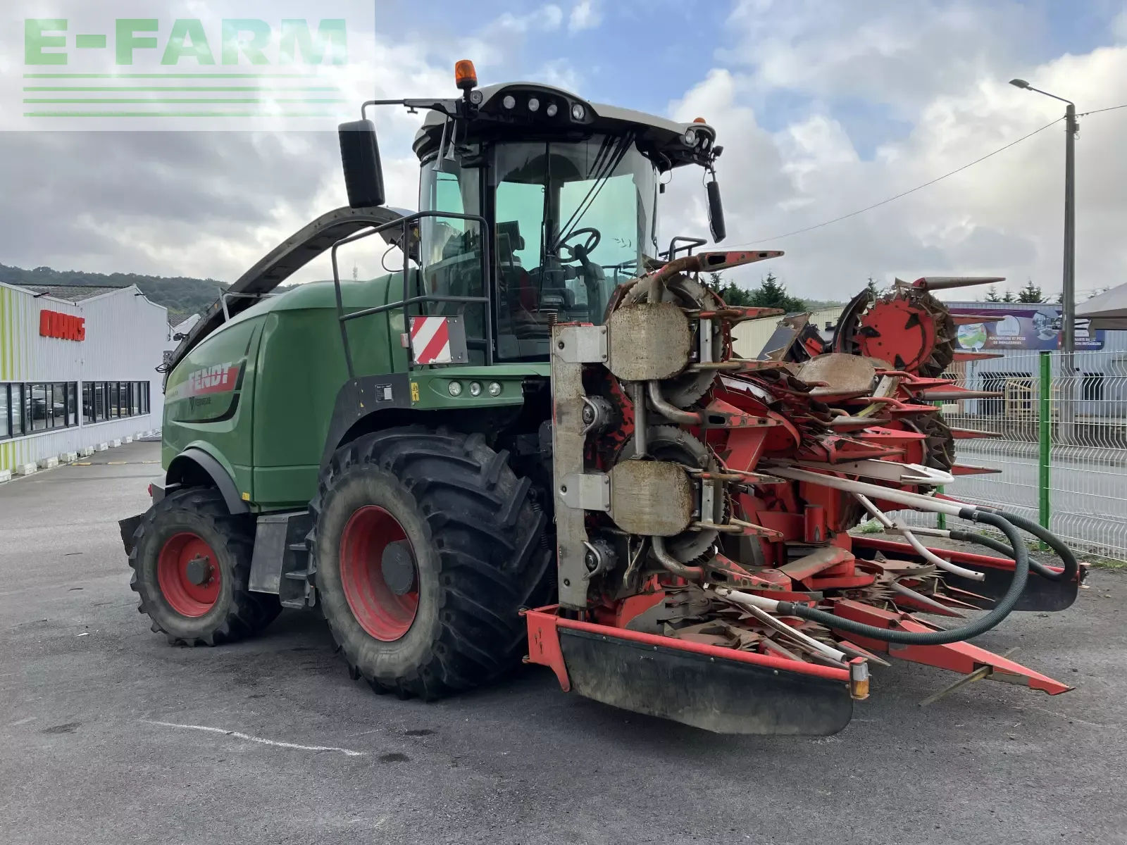 E-FARM: Fendt Katana 65 - Sieczkarnia samobieżna - id PQFMYSR - 80 000 € - Rok produkcji: 2015 - Motogodziny: 2215,Moc silnika: 625,Francja